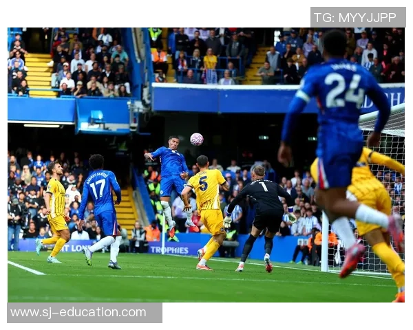 西甲激战：巴萨逆转切尔西红牌争议引发全场热议