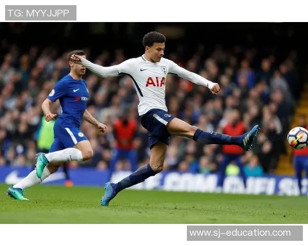 德甲惊现冷门热刺以三球战胜利物浦引发争议判罚全场沸腾