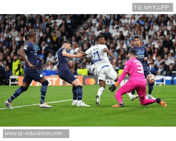 德甲激战曼城大胜皇马神奇扑救点燃全场激情