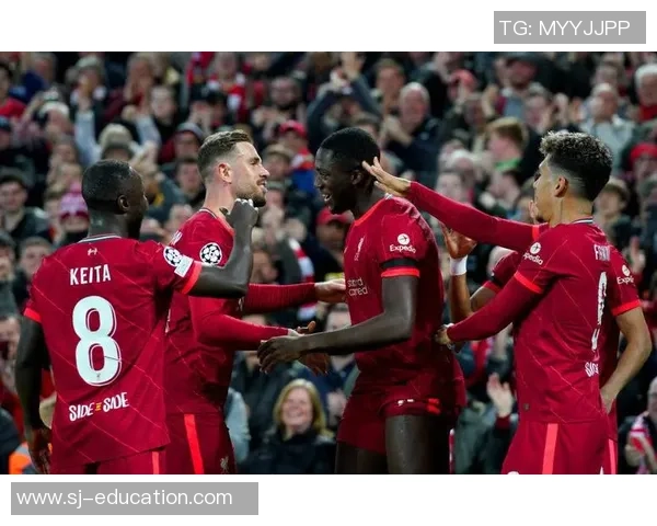 足总杯惊天冷门本菲卡狂胜曼联五球引发全场震动 足总杯惊天冷门本菲卡狂胜曼联五球引发全场震动