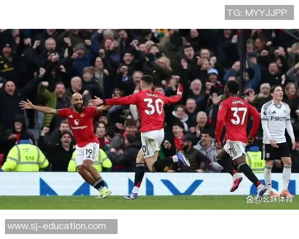 德甲激战热刺逆转阿森纳乌龙球成比赛转折点引发全场狂欢