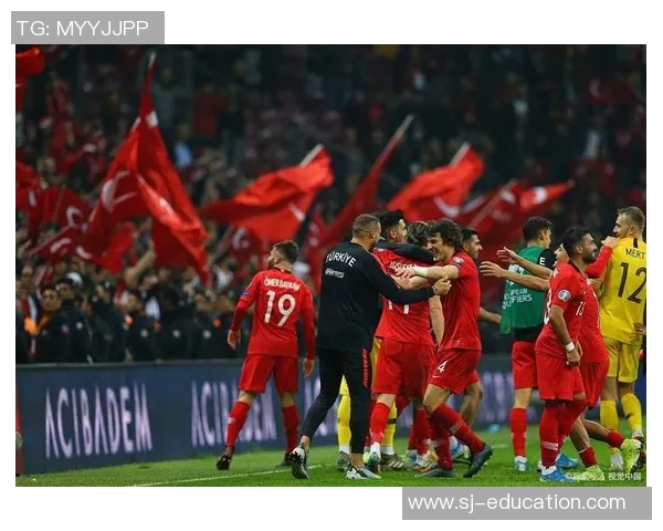 阿森纳与莱比锡友谊赛平局红牌事件引发全场热议与讨论