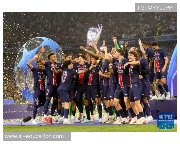 国米逆袭巴黎圣日耳曼6比2乌龙球成比赛转折点引爆全场热情