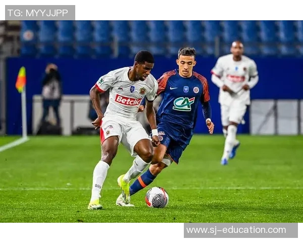 足总杯激战波尔图与巴萨战平点球大战引发全场狂欢 足总杯激战波尔图与巴萨战平点球大战引发全场狂欢